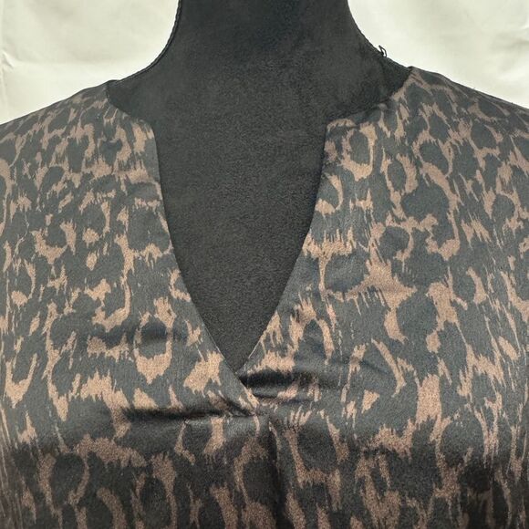 Halston Animal Print Blouse - Picture 4 of 8